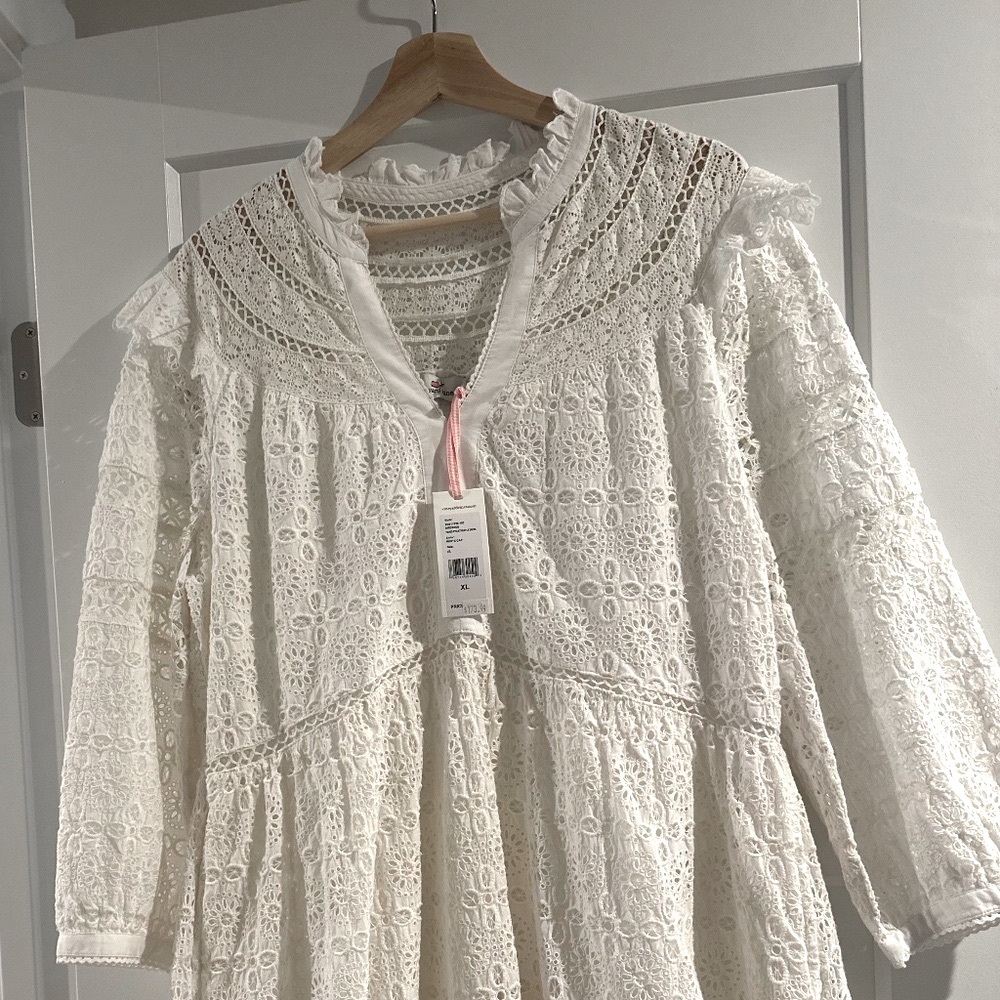 NWT Vineyard Vines Tiered Ivory Ruffled Dress